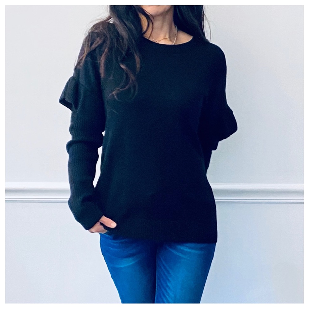 Beautiful ruffle sleeves from Paris  sweater - Picture 7 of 11
